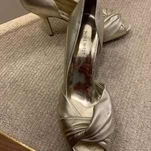 Gold Nine West open toe pumps size 8